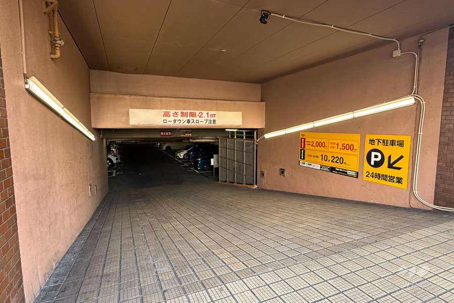 駐車場の出入り口・敷地内駐車場（屋内平面式）