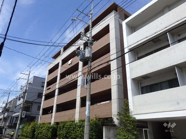クレアーレ塚口町の外観（南東側から）