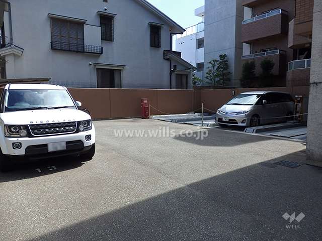 敷地内駐車場（屋外平面式と屋外機械式）