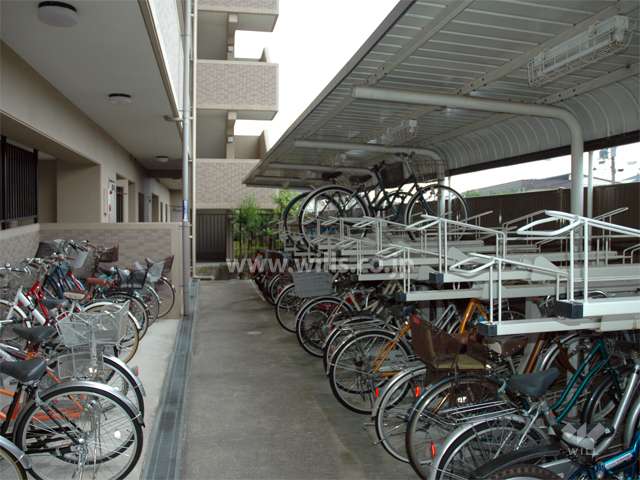 駐輪場（屋根付き）