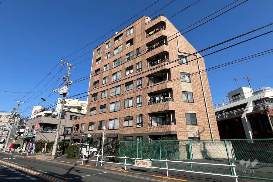 ジェイパーク早稲田の外観（南西側から）