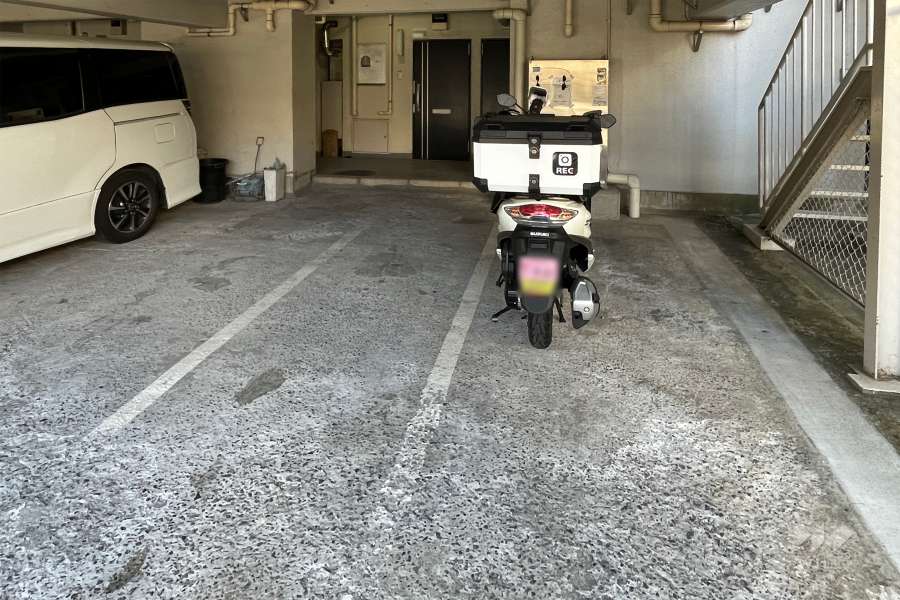バイク置場