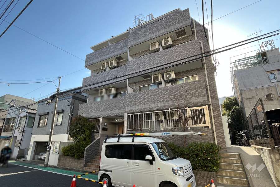 スカイコート早稲田第５の外観（北側から）