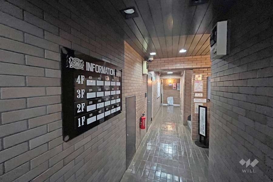 エントランスホール