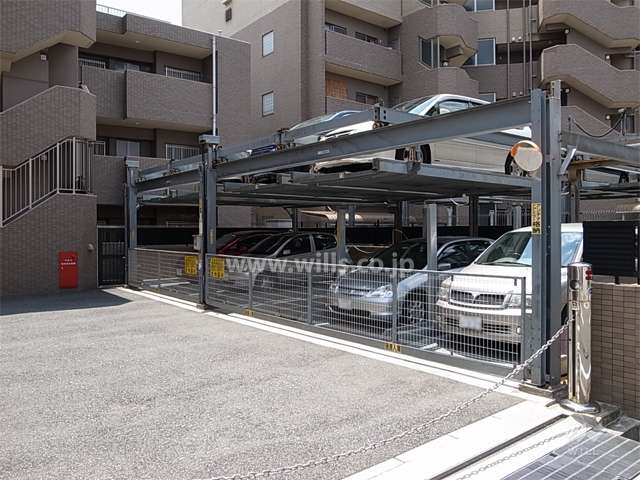 敷地内駐車場（機械式　ロボットゲート付き）