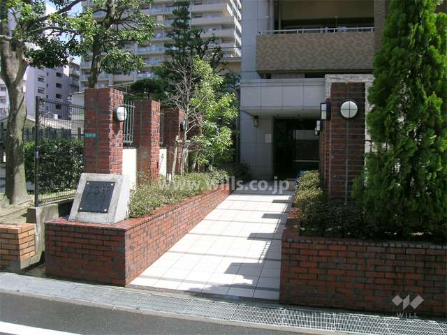 エントランスアプローチ
