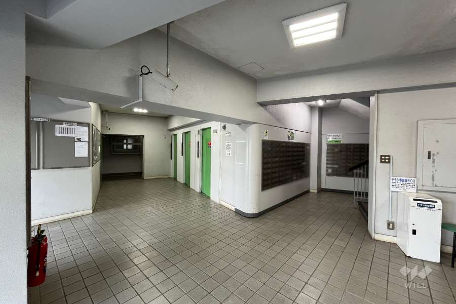 エントランスホール