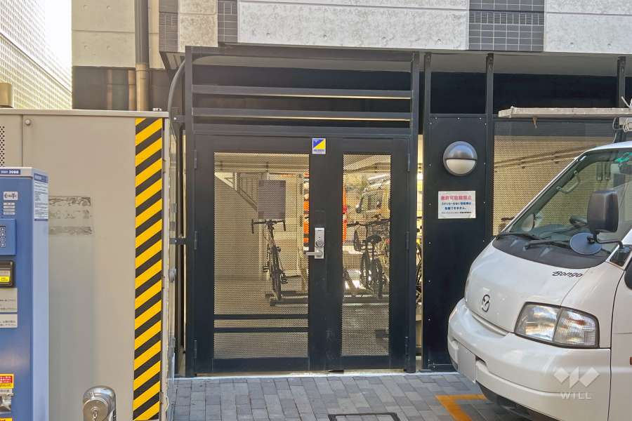 敷地部分にある駐輪場