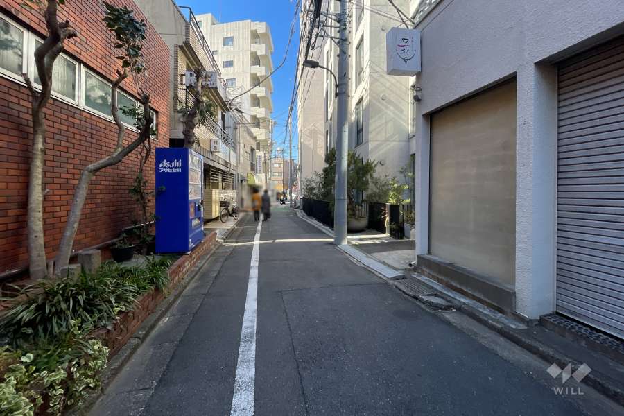 敷地北側の前面道路　