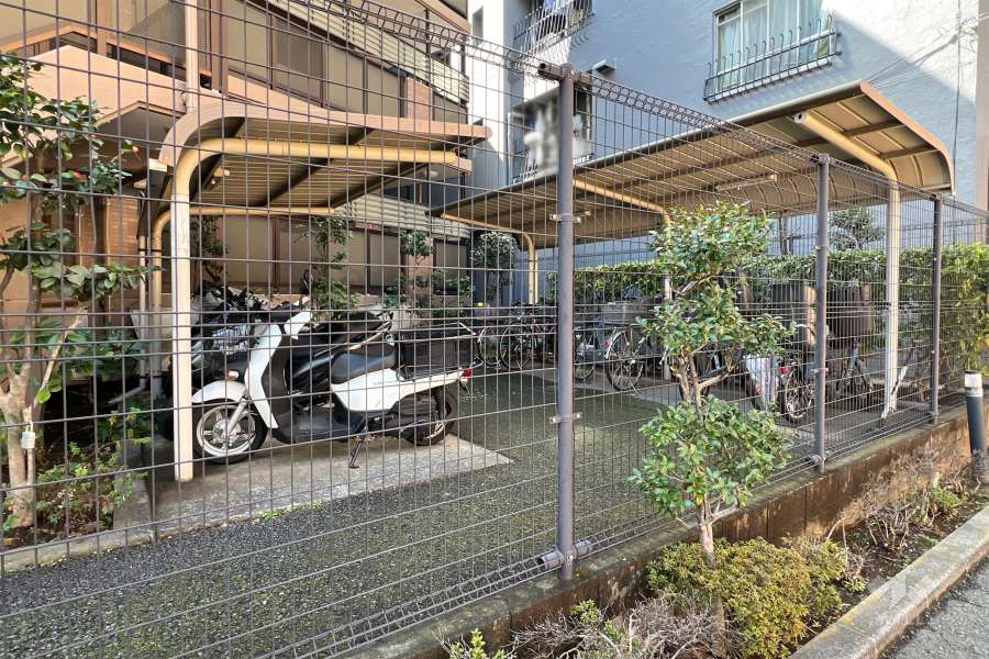 駐輪場・バイク置場（屋根付き）