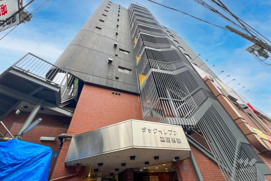 タックイレブン高田馬場の外観（北西側から）