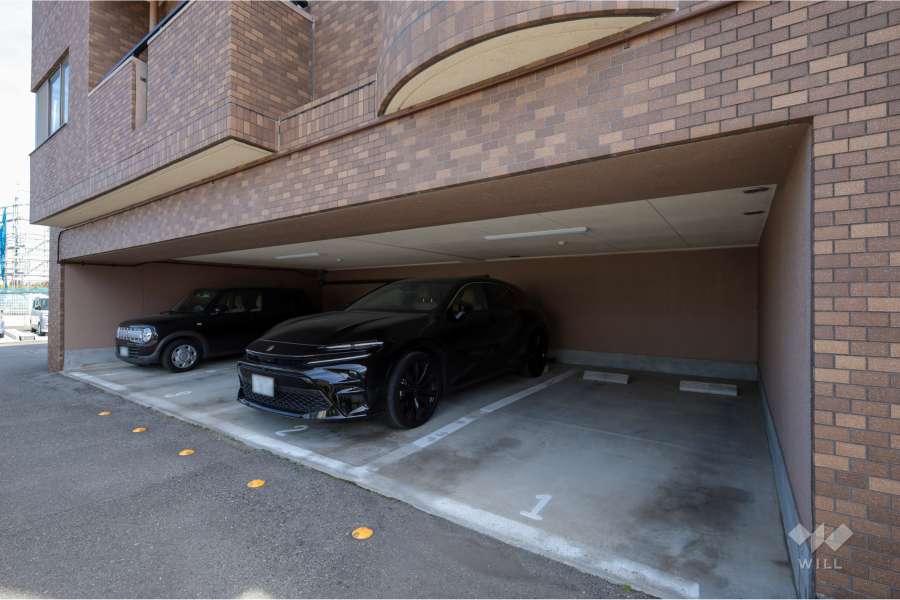 敷地内駐車場（屋内平面式）