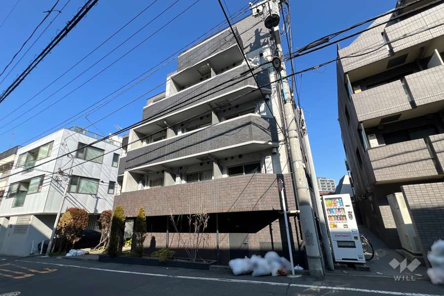 トーシンフェニックス高田馬場弐番館の外観（南側から）