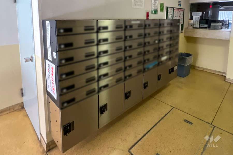 宅配ボックスと共用ポスト