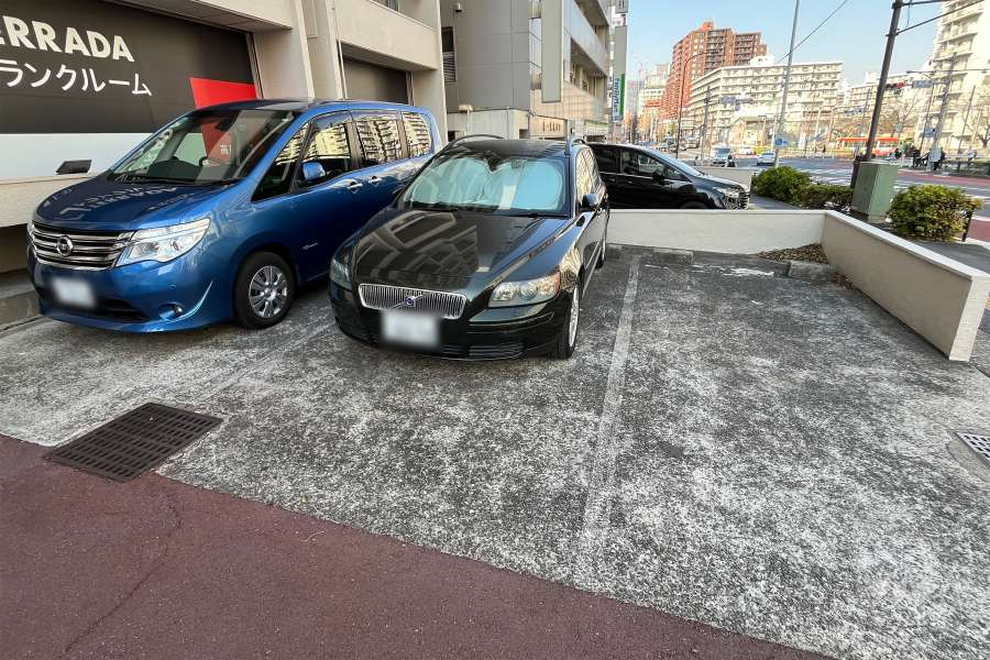 敷地内駐車場（屋外平面式）