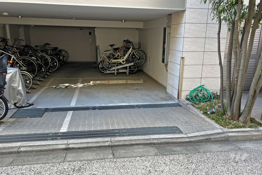 敷地内駐車場（屋外平面式）