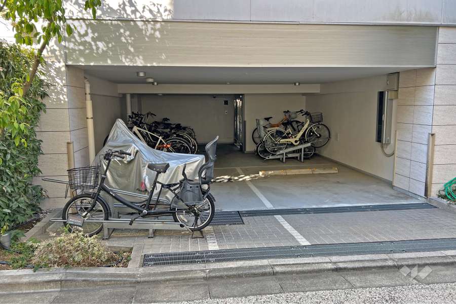 駐輪場・バイク置場