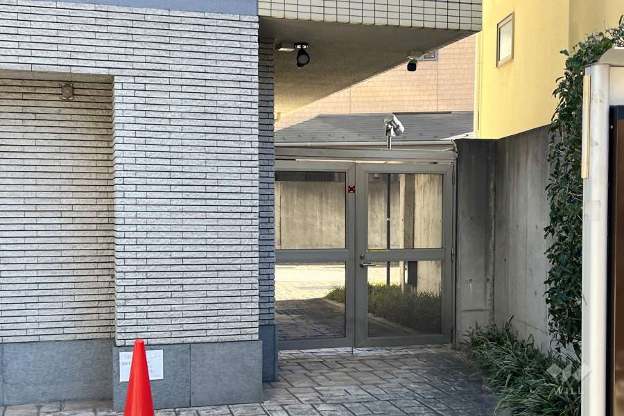 駐輪場の出入口