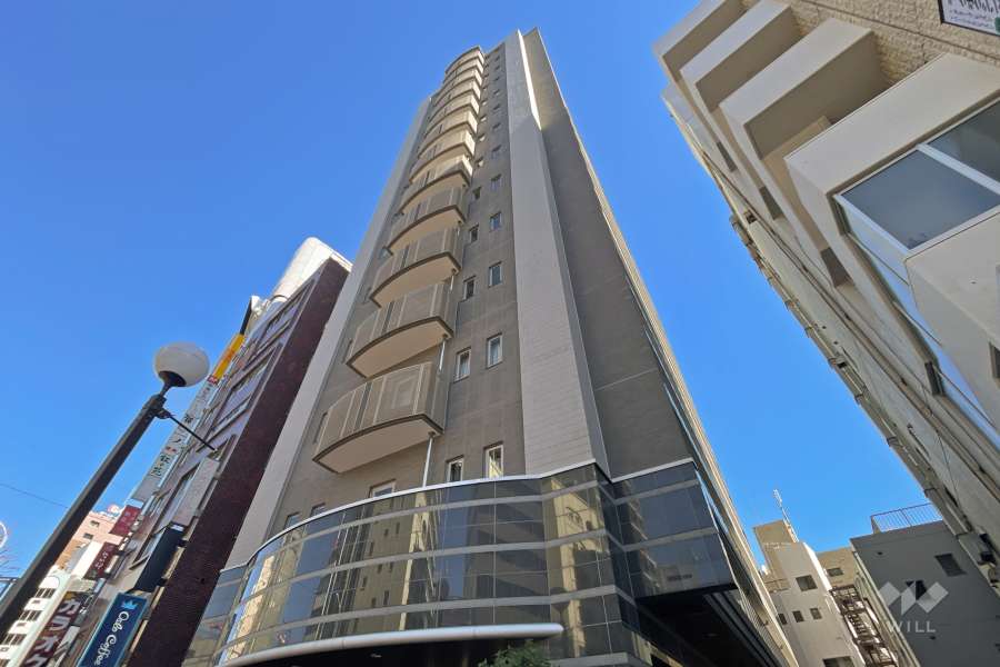 マイネシュロッス四谷の外観（南西側から）