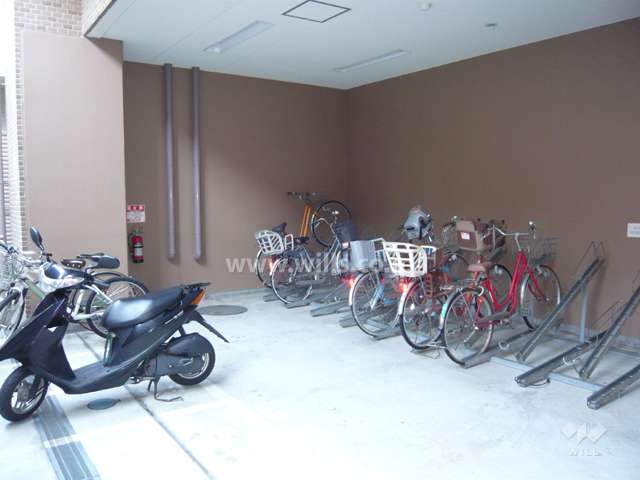 自転車・バイク置場