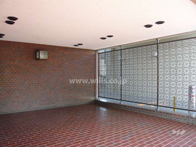 エントランス前のスペース