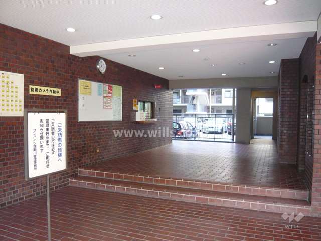 エントランスホール