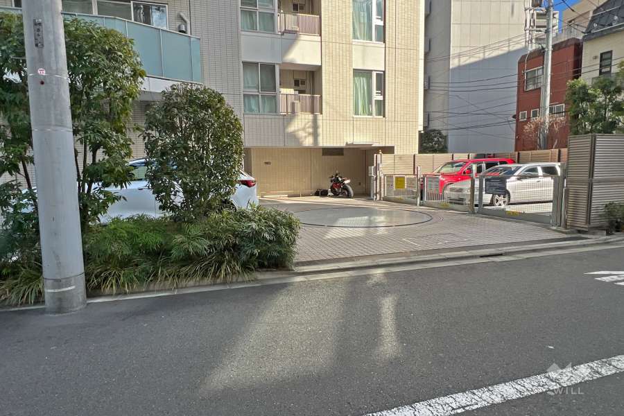 敷地内駐車場（屋外機械式）