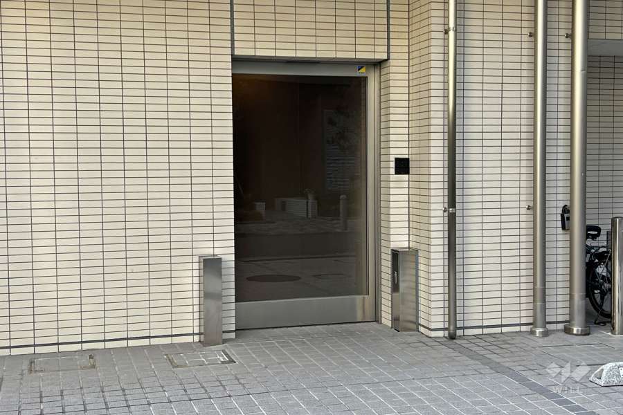 駐輪場出入口
