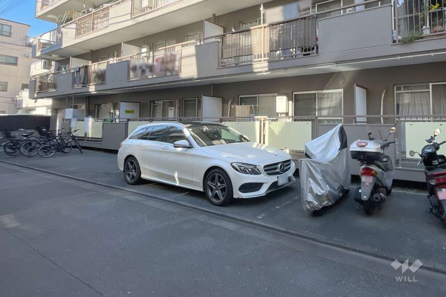 敷地内駐車場（屋外平面式）