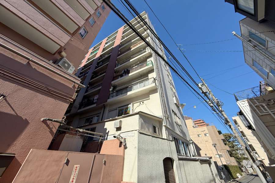 中島第一ビルの外観（南東側から）