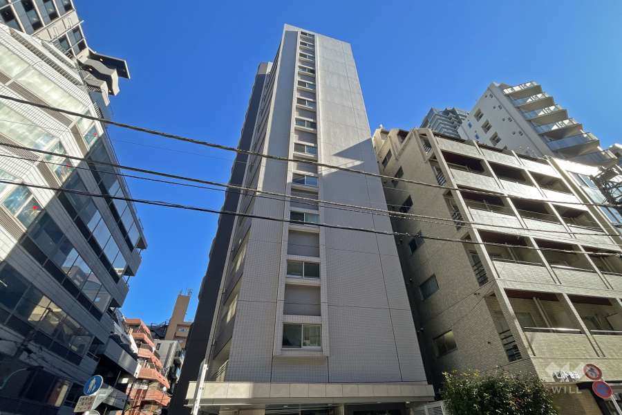 ジェノヴィア新宿御苑グリーンヴェールの外観（西側から）