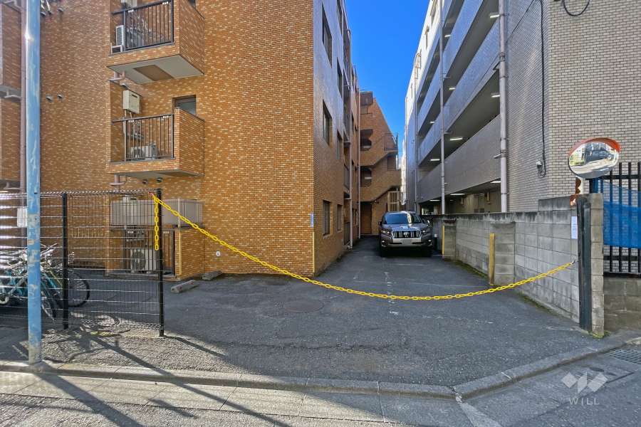 敷地内駐車場（屋外平面式）