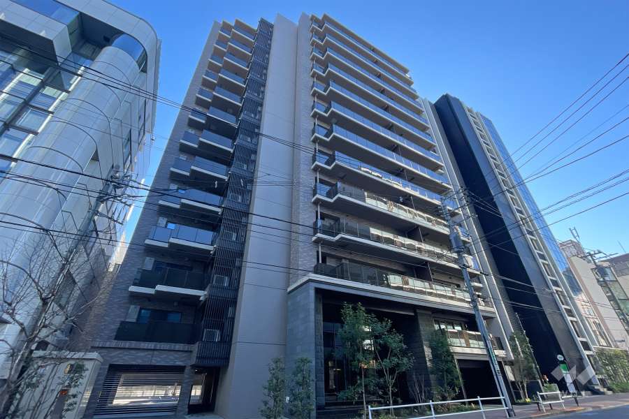 ジオ四谷三栄町の外観（北西側から）