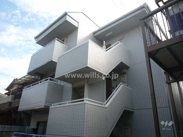 大物マンションの外観（北西側から）