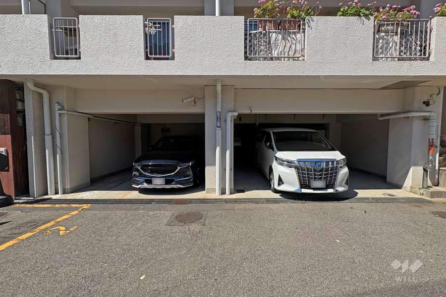 敷地内駐車場（屋内平面式）