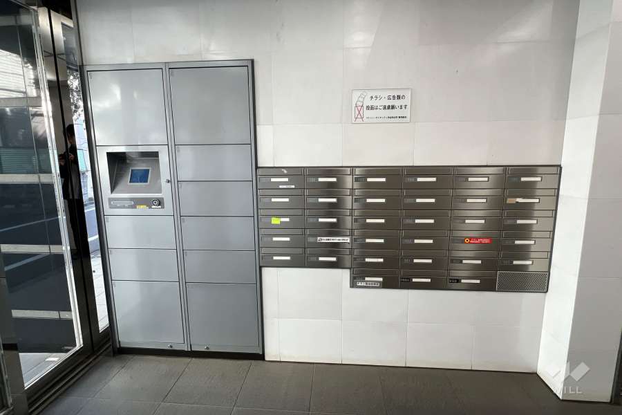 宅配ボックスと共用ポスト