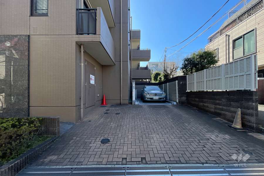 敷地内駐車場（屋外機械式）