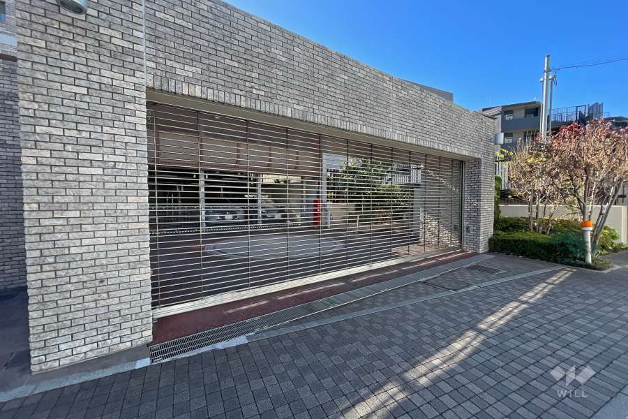 駐車場出入口（リングシャッター付き）