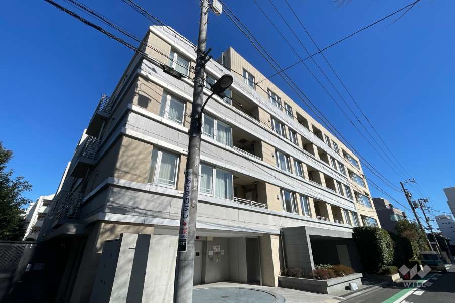 パークハウス市谷仲之町の外観（南西側から）