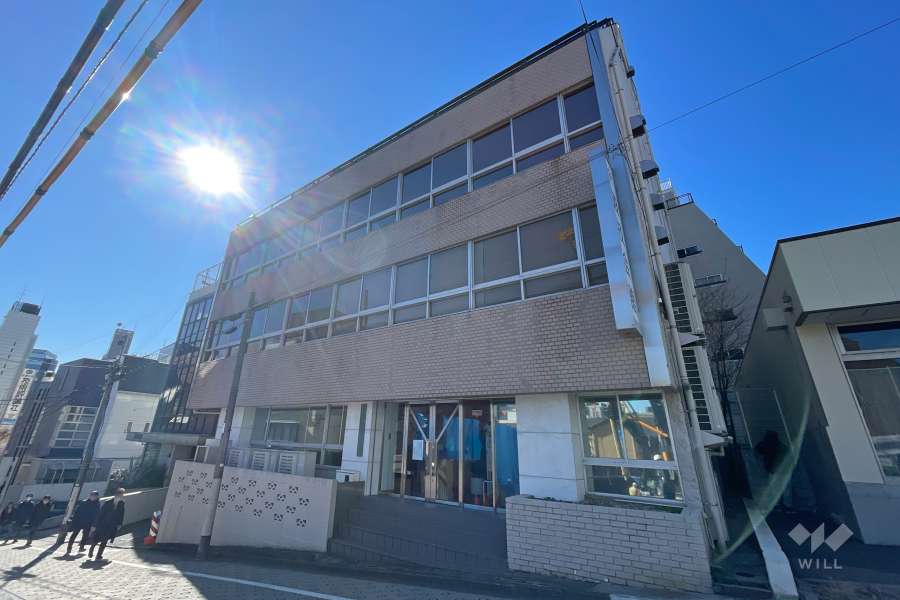 市ヶ谷見附ハイムの外観（北側から）