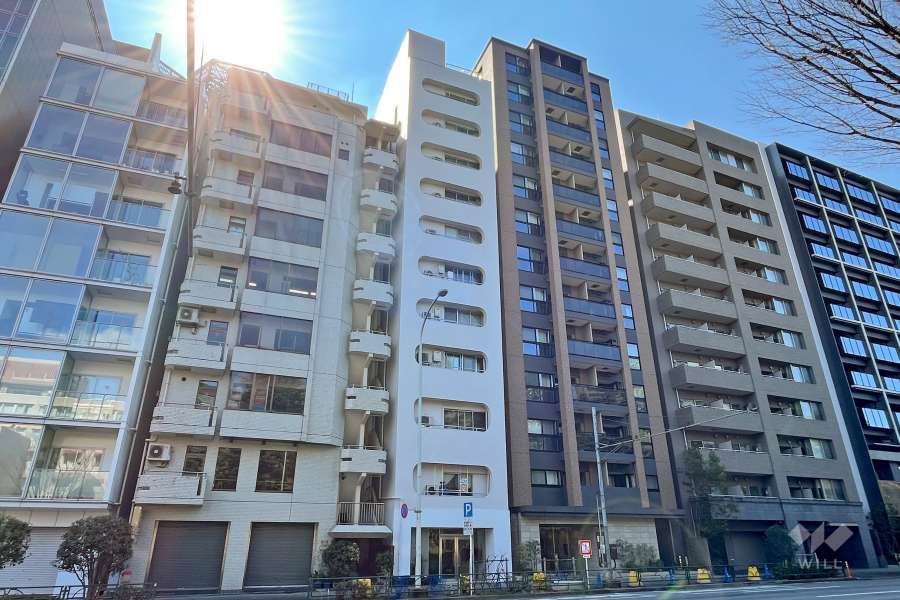 市ヶ谷ホワイトレジデンスの外観（北東側から）