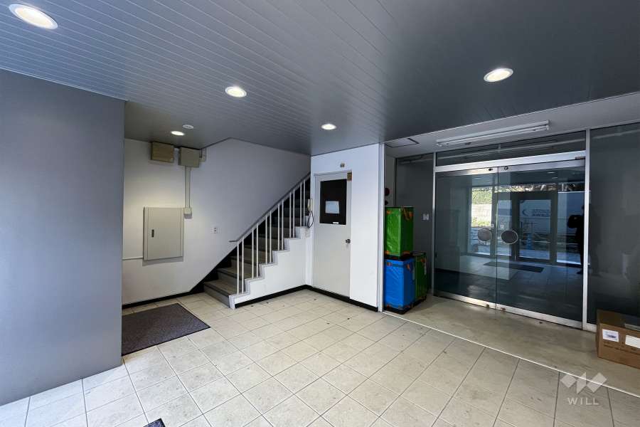 エントランスホール