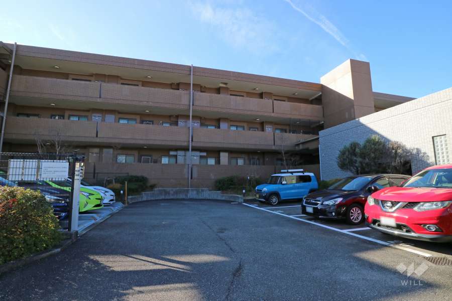敷地内駐車場（屋外平面式・屋外機械式）
