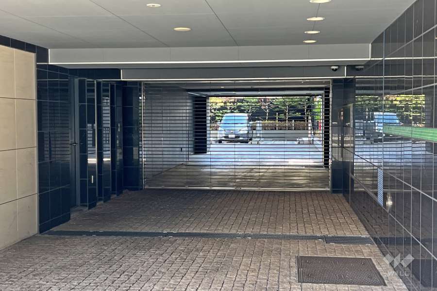 駐車場出入口（リングシャッター付き）