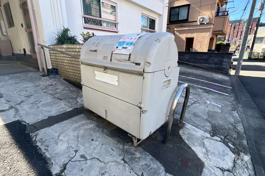 ゴミ置き場