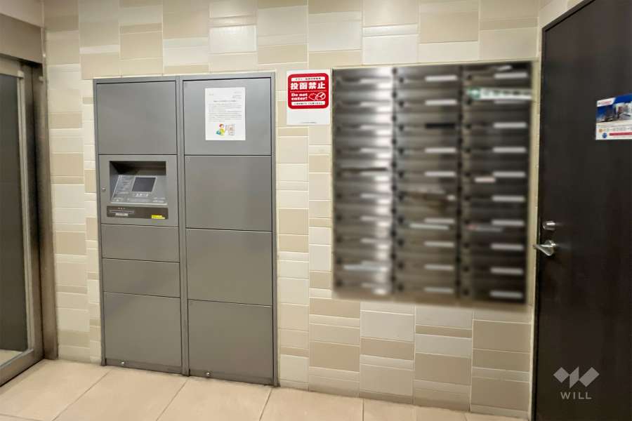 宅配ボックスと共用ポスト