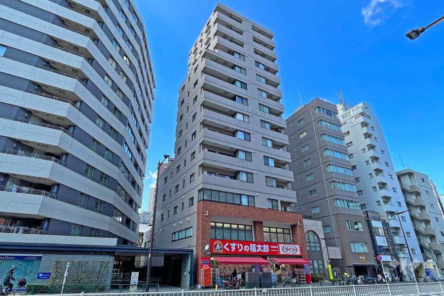 マージュ市谷柳町の外観（南東側から）