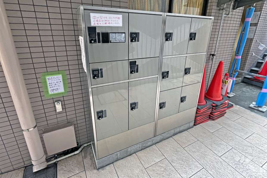 宅配ボックス