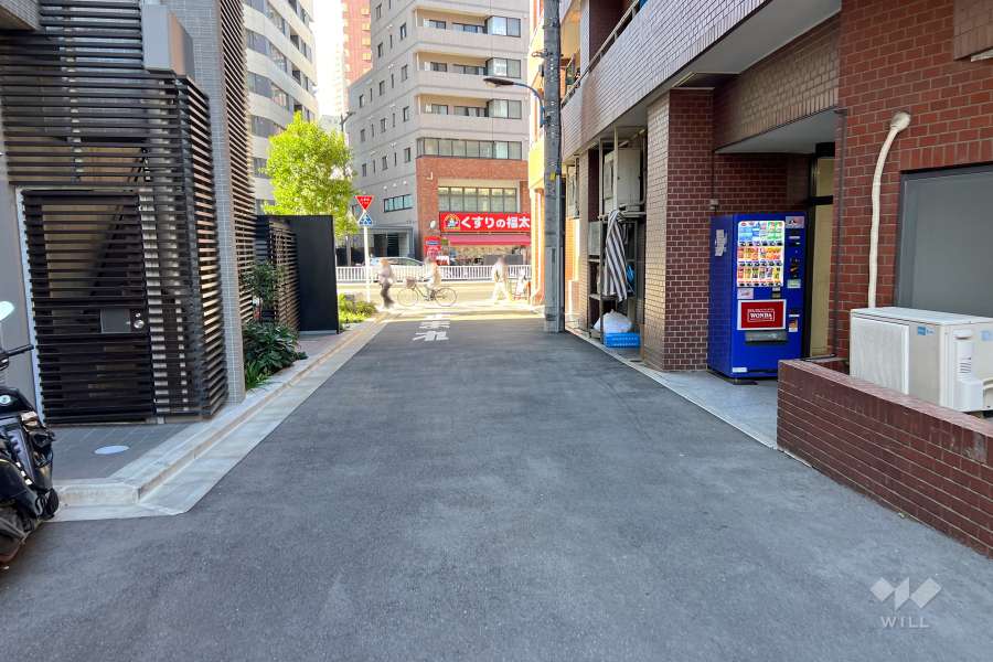 敷地南西側の前面道路　