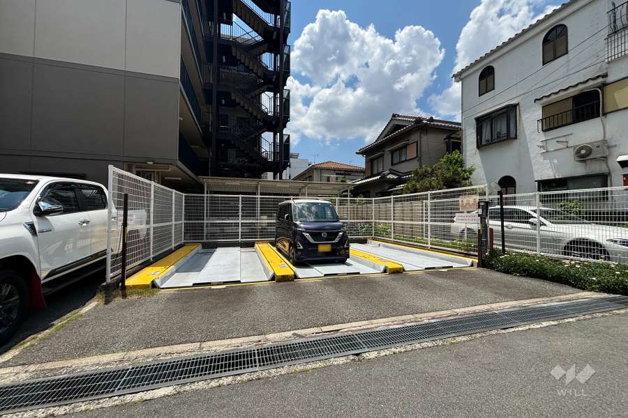 敷地内駐車場（屋外機械式）